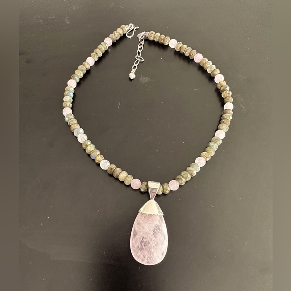 Laborite & pink quartz bead necklace with pendant by Jay King - Picture 4 of 14